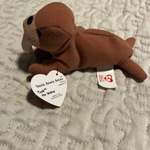 Ty “TUSK” Brown Plush Walrus MINT CONDITION.